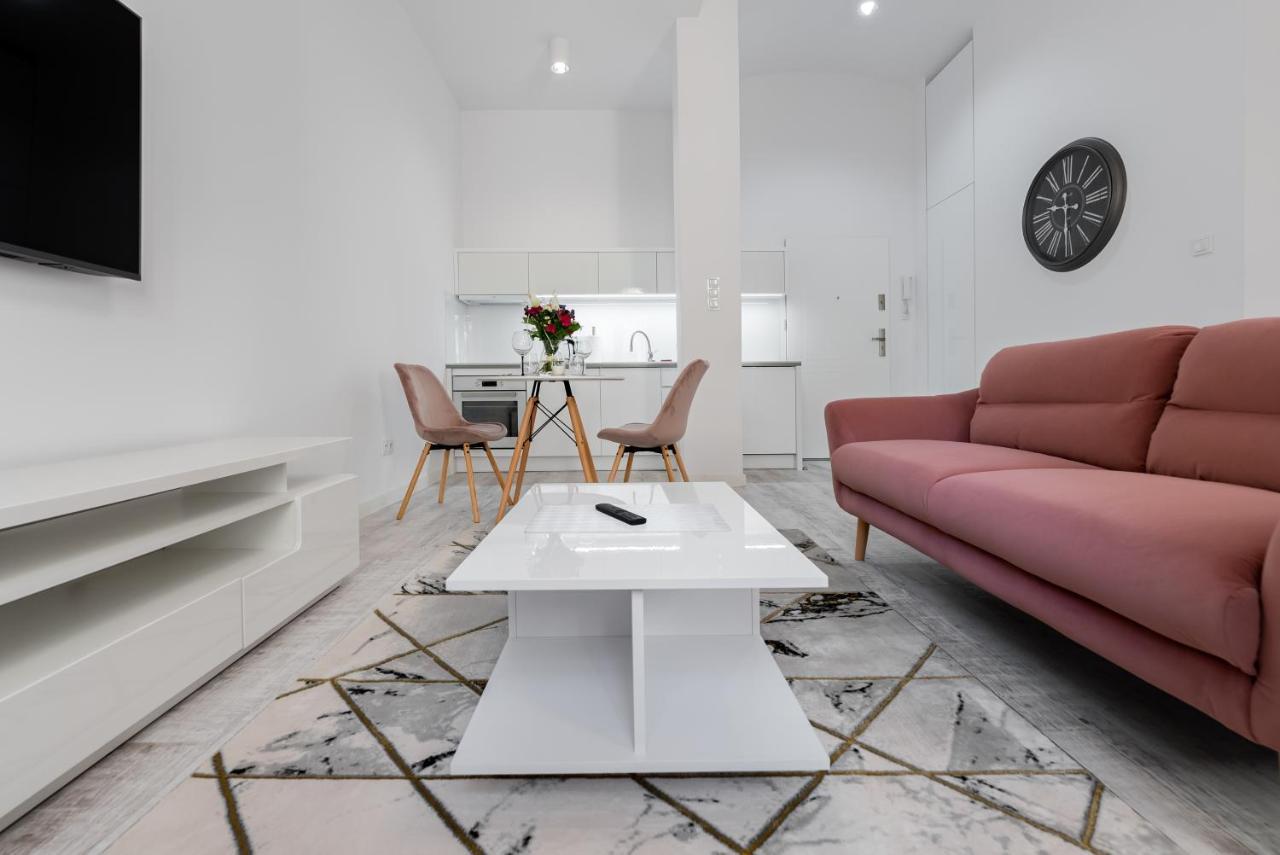 Apartamenty Centrum Nowoczesny Design - Dream Apart บีเอสโก-เบียวา ภายนอก รูปภาพ