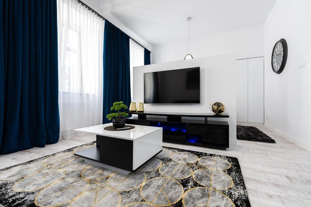 Apartamenty Centrum Nowoczesny Design - Dream Apart บีเอสโก-เบียวา ภายนอก รูปภาพ